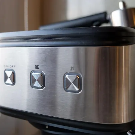 דירה Primorski 2bdrm וארנה