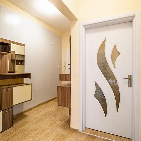 Primorski 2bdrm * 瓦爾納
