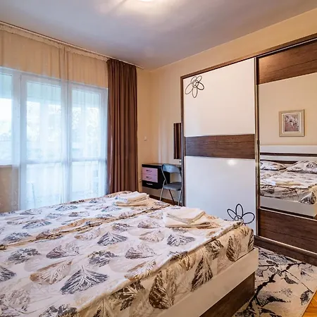 Primorski 2bdrm 公寓