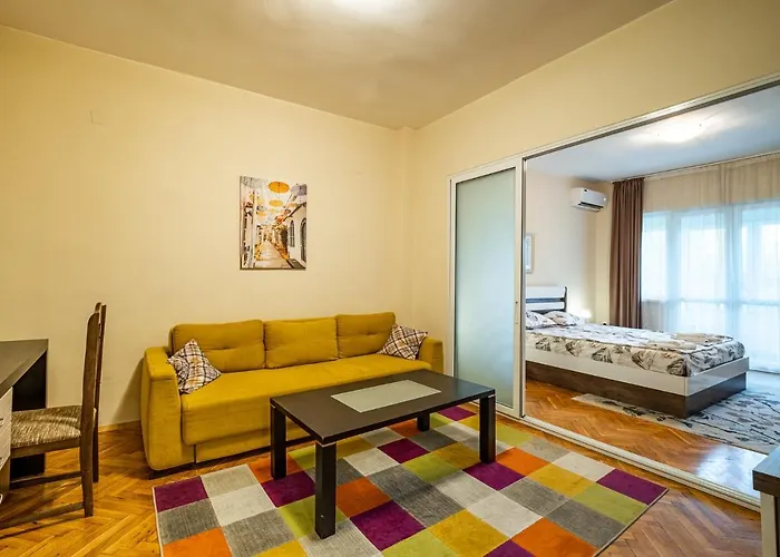 Primorski 2bdrm * ヴァルナ