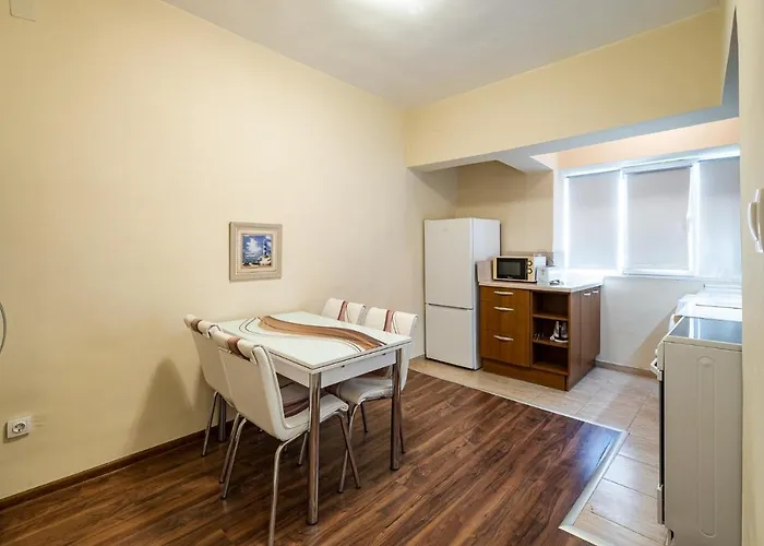 Primorski 2bdrm アパート