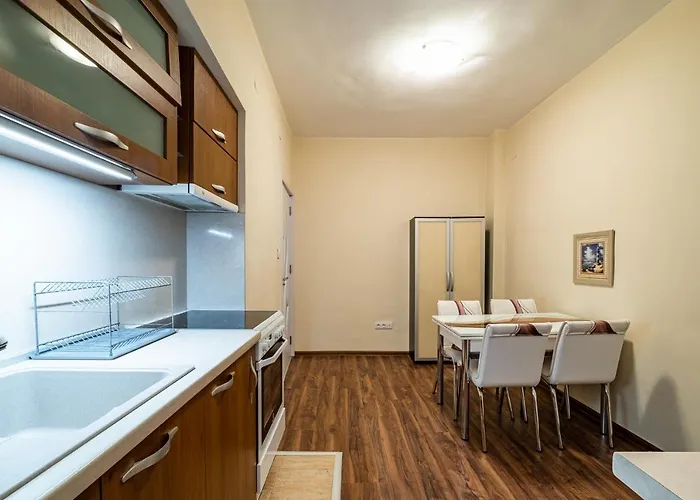 Primorski 2bdrm Apartment