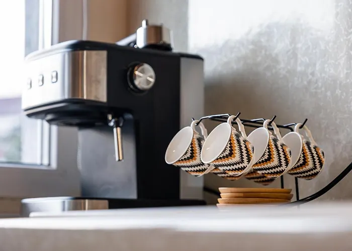 アパート Primorski 2bdrm