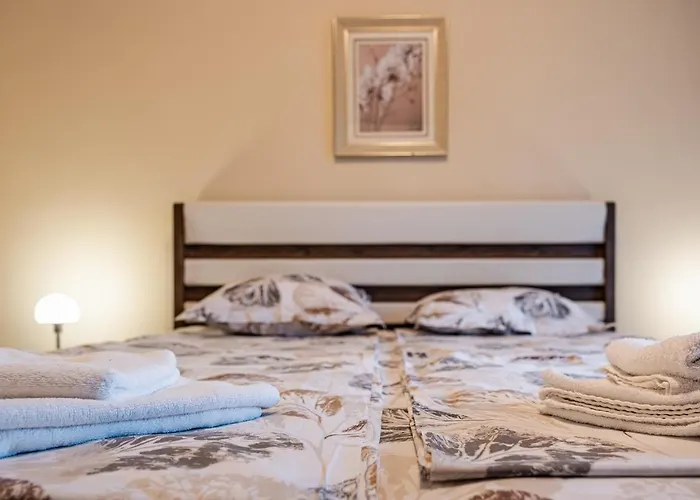 アパート Primorski 2bdrm *